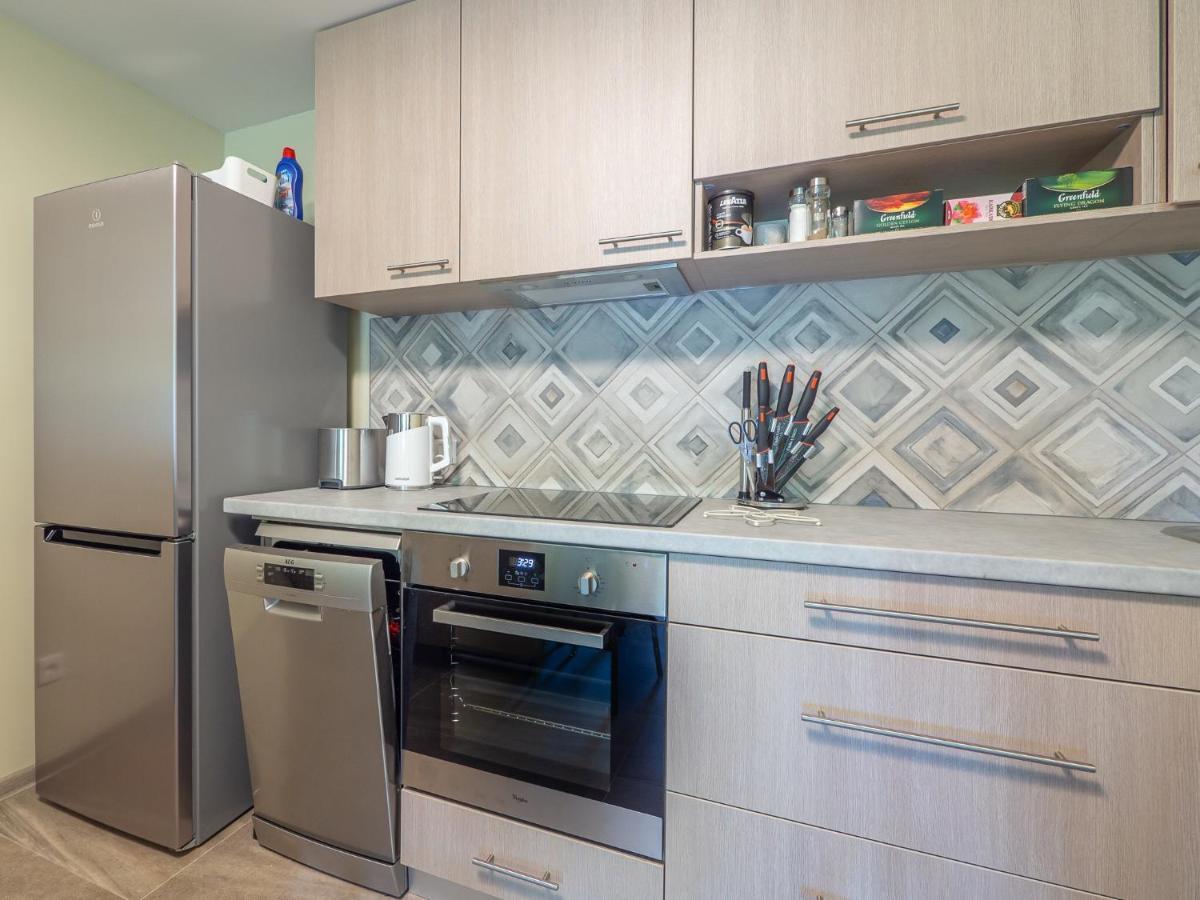New!!!Townhouse Three Floors!!! Apartment ยูร์มาลา ภายนอก รูปภาพ
